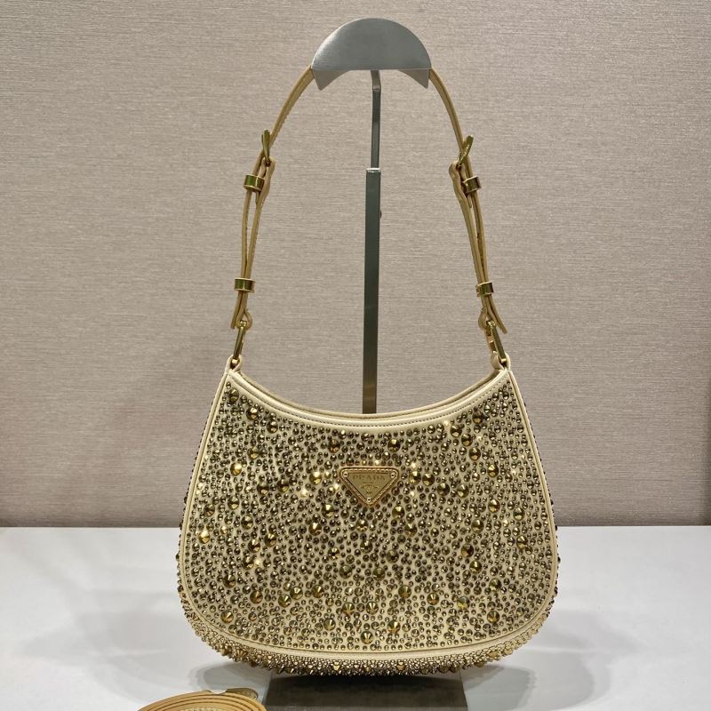 Pra*a cleo bags